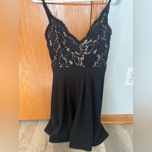Windsor size SMALL black short dress with lace top, zipper in back